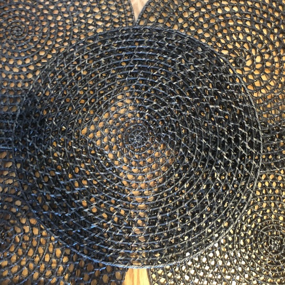 NWOT Set of 5 Placemats from CB2, each orig $38 - Picture 3 of 3